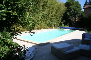LE PETIT PALAIS Maisonnette